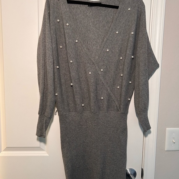 Fashion To Figure Sweater Dress. SZ 0 (12/14US) - Picture 3 of 4